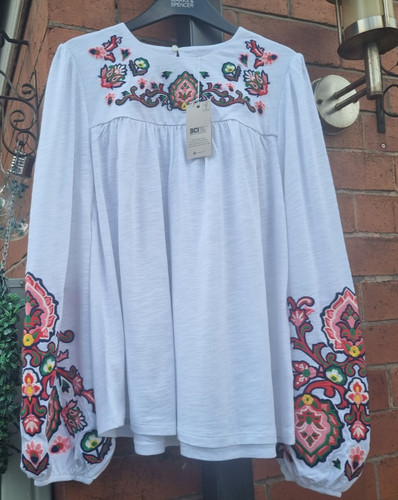 Boden size 10r embroidered - boden,