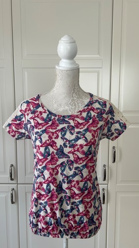 Butterfly and broderie - and,