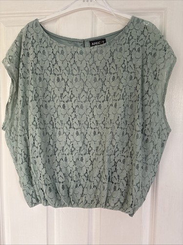 Apricot mint green lined - lined, lacey